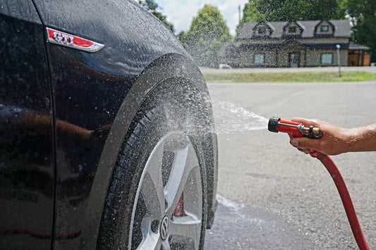 Easy How-To Guide for a Spotless Car and Crystal-clear Windows - Sud Factory