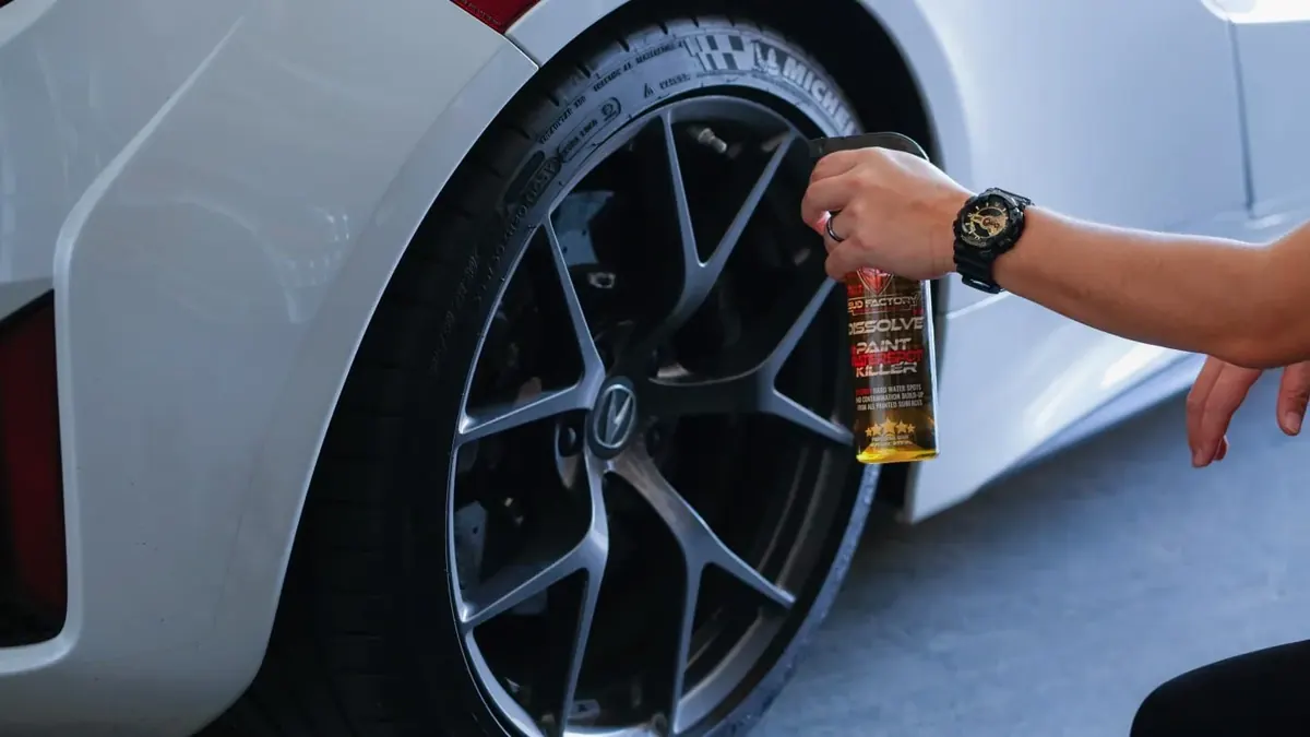 How to Keep Fleet Vehicles Clean and Spot-Free