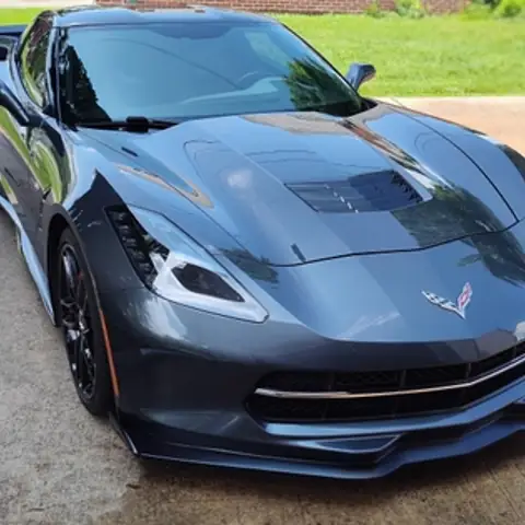 Customer photo: glossy grey Corvette
